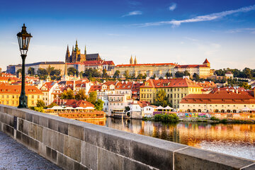 Zum leckeren Schweinshaxen-Fest nach Prag