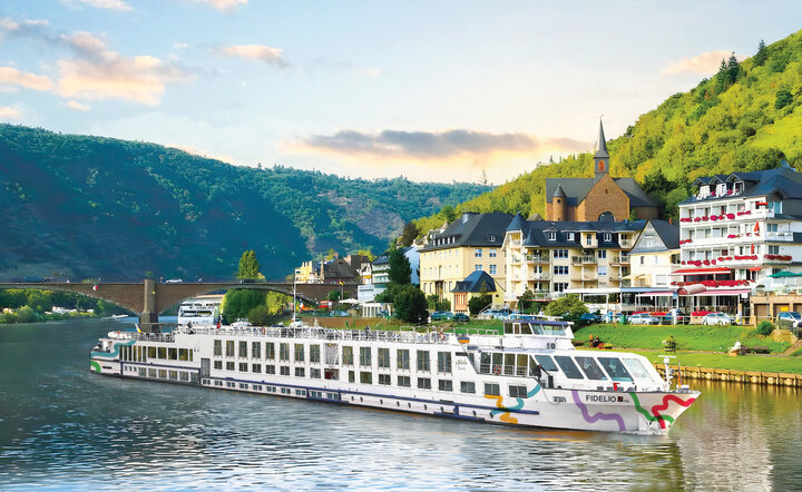 Donau mit Bukarest und Siebenbürgen (MS Fidelio)