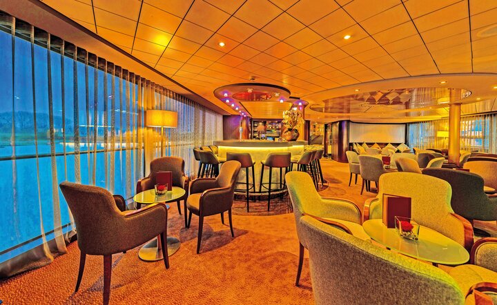 Auf der Donau zu Hause (MS Arena)