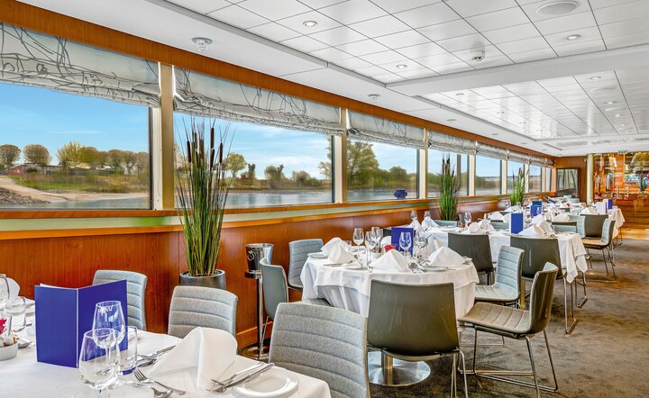 Auf der Donau zu Hause (MS Arena)