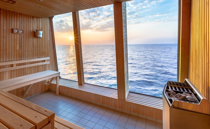 Hurtigruten Expeditionsreise Nordkap-Linie ab Hamburg (MS Midnatsol)
