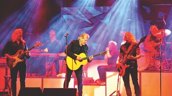 Die Kultband rockte mit ihren größten Hits das Schiff.