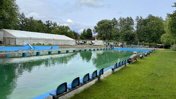 Geld für Vereins-Schwimmbad Meinsdorf