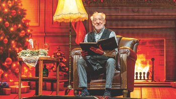 Mit einer herrlich amüsanten Weihnachtsgeschichte brachte der großartige Schauspieler und Komiker Dieter „Didi“ Hallervorden das Publikum zum Lachen.