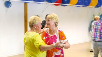 Polster & Pohl überrascht SSKV Halle e.V. zum 30-jährigen Jubiläum
