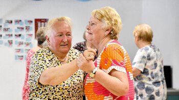 Polster & Pohl überrascht SSKV Halle e.V. zum 30-jährigen Jubiläum