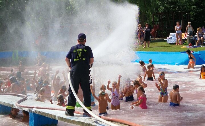 Geld für Vereins-Schwimmbad Meinsdorf