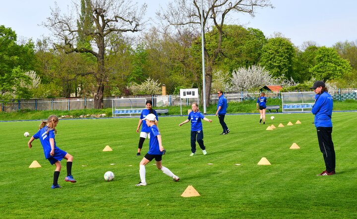 Polster & Pohl fördert Juniorinnen des SV Lindenau 1848