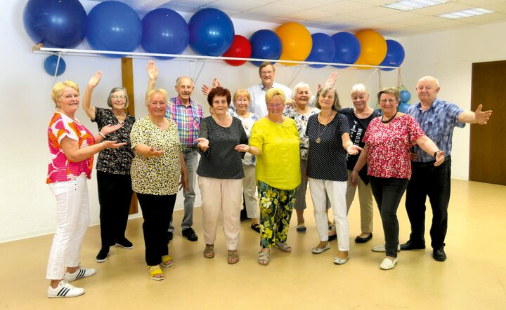 Polster & Pohl Reisen - Polster & Pohl überrascht SSKV Halle e.V. zum 30-jährigen Jubiläum
