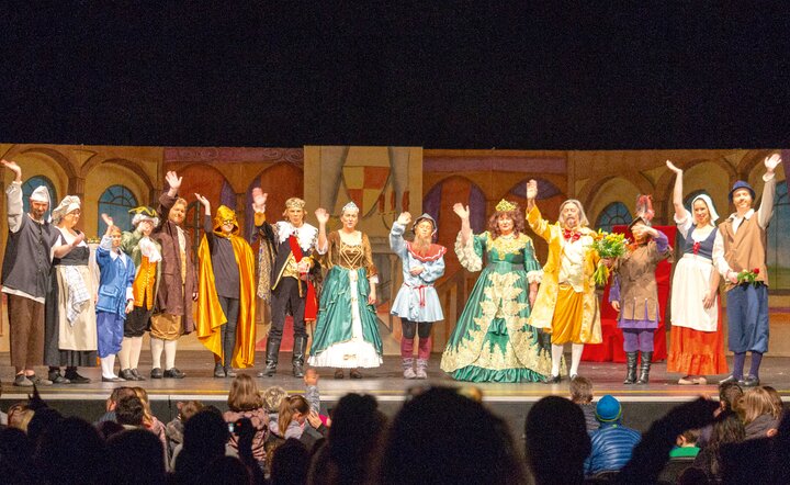 Polster & Pohl Reisen - Unterstützung für Magdeburger Theaterkiste e.V.